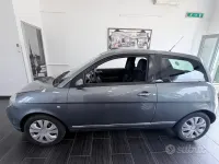 Usata Lancia Ypsilon 60 CV (44 kW) 2007 Grigio Utilitaria