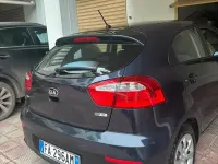 Usata Kia Rio 85 CV (62 kW) 2015 Blu Berlina