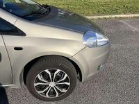 Usata Fiat Grande Punto Active 77 CV (56 kW) 2009 Grigio Utilitaria