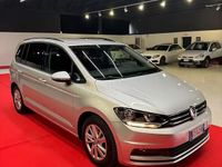 Usata VW Touran 115 CV (84 kW) 2020 Grigio Monovolume
