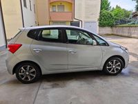 Usata Hyundai ix20 118 CV (86 kW) 2019 Argento Utilitaria
