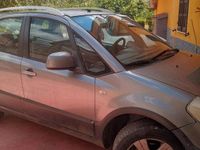 Usata Fiat Sedici 107 CV (78 kW) 2009 Grigio SUV