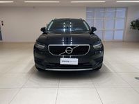 Usata Volvo XC40 Momentum 129 CV (94 kW) 2022 Nero SUV