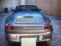Usata Porsche 911 320 CV (235 kW) 2005 Grigio Cabrio