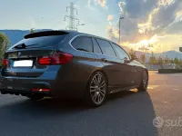 Usata BMW 330 Efficient Dynamics 258 CV (189 kW) 2012 Nero Station wagon
