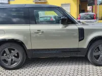 Usata Land Rover Defender SE Dynamic 249 CV (183 kW) 2022 Verde SUV