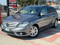 Usata Mercedes B180 Executive 109 CV (80 kW) 2012 Grigio Utilitaria