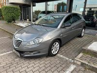 Usata Lancia Delta S 120 CV (88 kW) 2013 Grigio Utilitaria