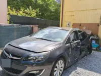 Usata Opel Astra 130 CV (95 kW) 2013 Station wagon
