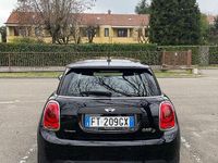 Usata Mini One D 102 CV (75 kW) 2018 Nero Utilitaria