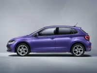 Usata VW Polo R-line 95 CV (69 kW) 2024 Argento Berlina