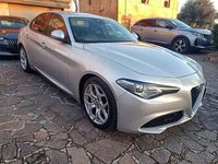 Usata Alfa Romeo Giulia Super 190 CV (139 kW) 2019 Argento Berlina