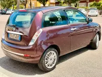 Usata Lancia Ypsilon 60 CV (44 kW) 2010 Nero Utilitaria