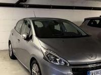 Begagnad Peugeot 208 Active 83 HK (61 kW) 2019 Silver Halvkombi