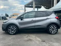 Usata Renault Captur 89 CV (65 kW) 2017 Grigio SUV
