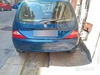 Usata Lancia Ypsilon 60 CV (44 kW) 2002 Blu Utilitaria