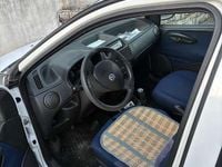 Usata Fiat Punto 86 CV (63 kW) 2004 Utilitaria