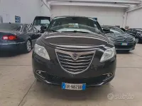 Usata Lancia Ypsilon 85 CV (62 kW) 2013 Nero Utilitaria