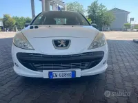 Usata Peugeot 206 60 CV (44 kW) 2012 Bianco Berlina