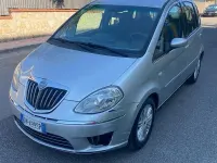 Usata Lancia Musa 90 CV (66 kW) 2009 Grigio Monovolume