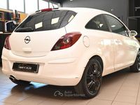 Usata Opel Corsa Cosmo 80 CV (58 kW) 2009 Bianco Utilitaria