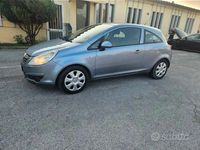 Usata Opel Corsa 80 CV (58 kW) 2009 Bianco Berlina