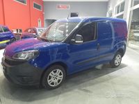 Usata Fiat Doblò Business 105 CV (77 kW) 2020 Blu Monovolume
