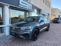 Usata VW Touareg Style 231 CV (169 kW) 2020 Grigio SUV