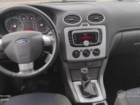 Usata Ford Focus 90 CV (66 kW) 2009 Nero Station wagon