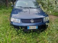 Usata VW Passat 110 CV (80 kW) 1999 Blu Berlina