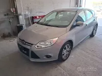 Usata Ford Focus 105 CV (77 kW) 2011 Grigio Berlina