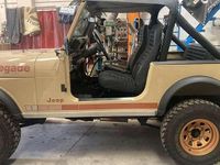 Usata Jeep CJ 105 CV (77 kW) 1981 Beige SUV