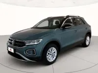Usata VW T-Roc Life 116 CV (85 kW) 2025 Petroleum blue metallizzato nero SUV