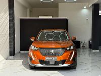 Usata Peugeot 2008 Allure 131 CV (96 kW) 2020 Orange fusion SUV