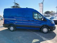 Begagnad Ford Transit Trend 131 HK (96 kW) 2023 Blå Sedan
