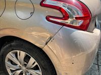 Usata Peugeot 208 68 CV (50 kW) 2012 Utilitaria