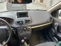 Usata Renault Clio II 54 CV (39 kW) 2010 Bianco Berlina
