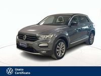 Usata VW T-Roc Style 116 CV (85 kW) 2018 Grigio / pastello SUV