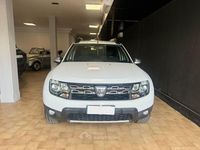 Usata Dacia Duster 105 CV (77 kW) 2015 Bianco SUV