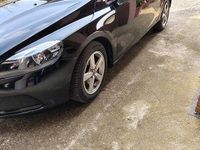 Usata Volvo V40 Momentum 114 CV (83 kW) 2013 Nero Berlina