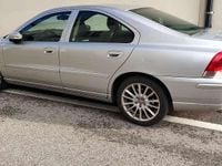 Usata Volvo S60 Kinetic 163 CV (119 kW) 2008 Argento Berlina