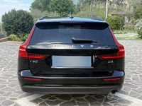 Usata Volvo V60 Business Edition 150 CV (110 kW) 2019 Nero Station wagon