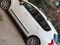 Usata Peugeot 3008 112 CV (82 kW) 2011 Bianco Station wagon