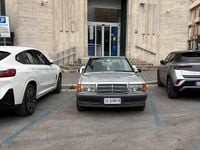 Usata Mercedes 190 105 CV (77 kW) 1992 Grigio Berlina