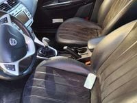 Usata Lancia Delta 120 CV (88 kW) 2011 Utilitaria