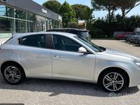 Usata Alfa Romeo Giulietta 120 CV (88 kW) 2010 Grigio Utilitaria