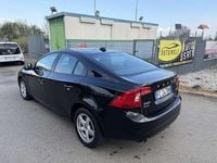 Usata Volvo S60 Summum 120 CV (88 kW) 2016 Nero Berlina