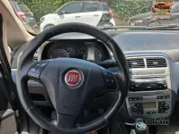 Usata Fiat Punto 90 CV (66 kW) 2009 Grigio Utilitaria