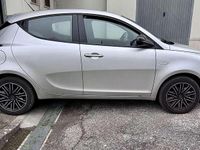 Usata Lancia Ypsilon Gold 69 CV (50 kW) 2018 Utilitaria
