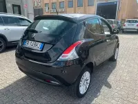 Usata Lancia Ypsilon 85 CV (62 kW) 2013 Nero Utilitaria
